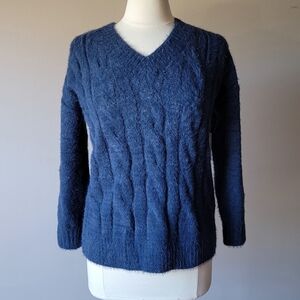Lucky Brend Navy blue cable knit sweater with V-neck and long sleeves Size S NWT